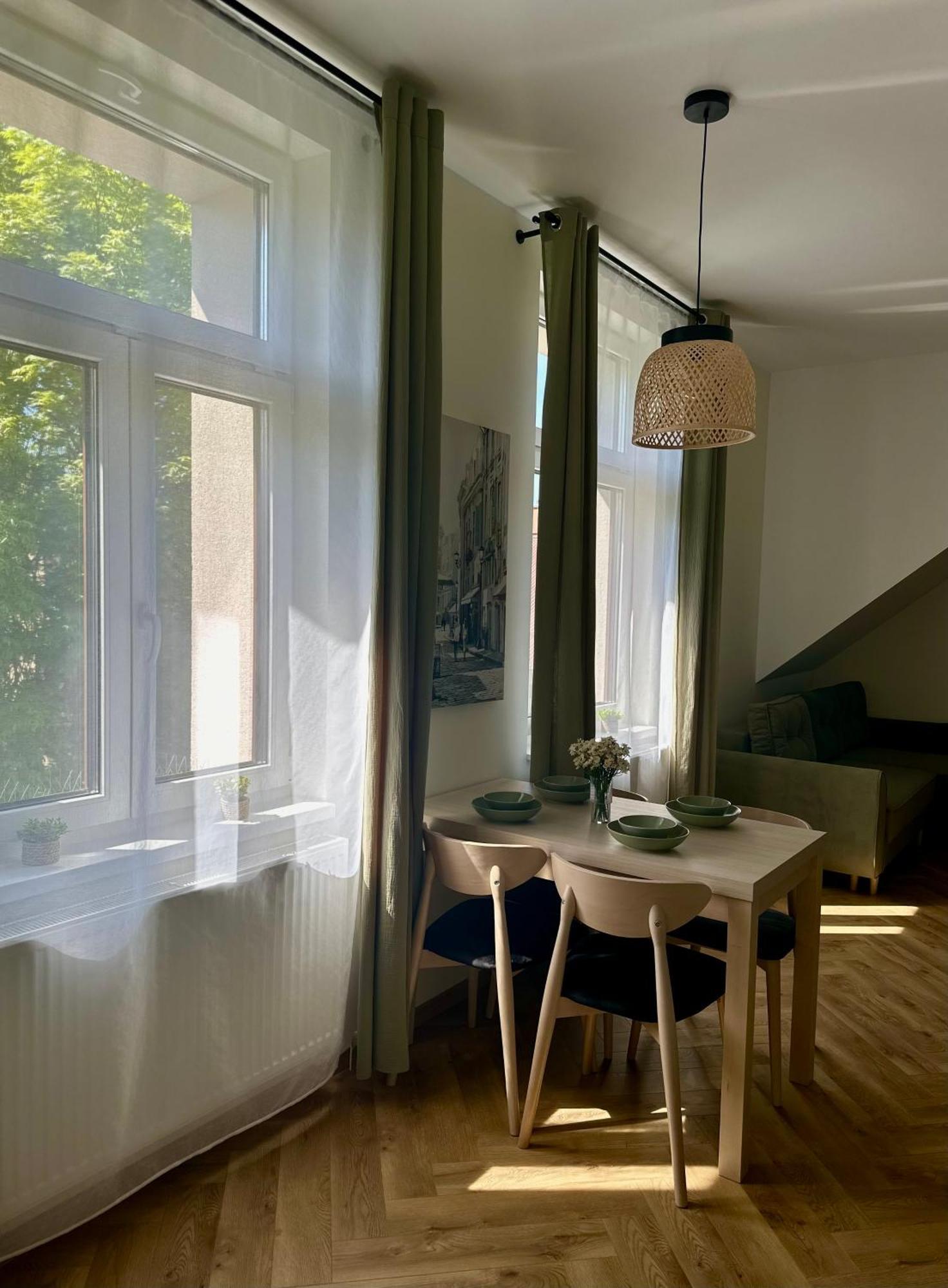 O4 Apartment Tarnow