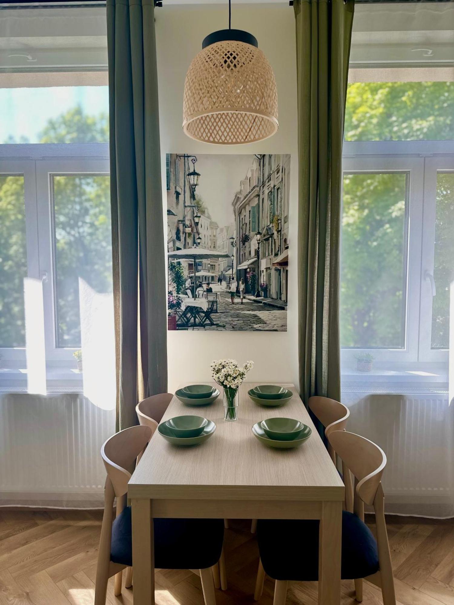 O4 Apartment *
